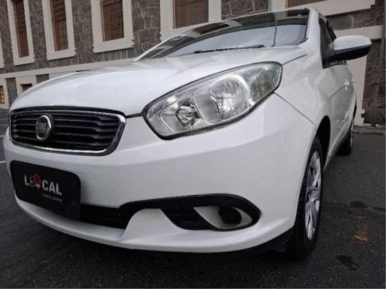 FIAT GRAND SIENA 1.4 MPI ATTRACTIVE 8V FLEX 4P MANUAL FIAT GRAND SIENA 1.4 MPI ATTRACTIVE 8V FLEX 4P MANUAL